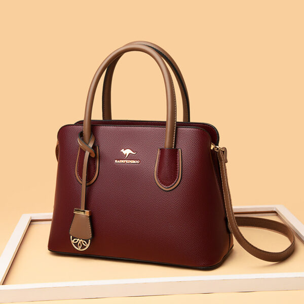 Stylish High-End Women's Large-Capacity Handbag.